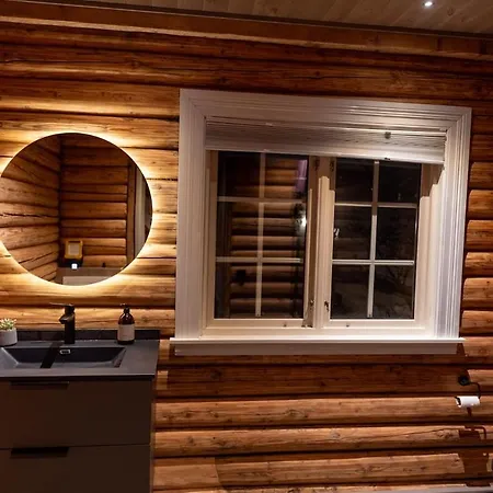 Authentic Log Near By Hunderfossen And Hafjell *