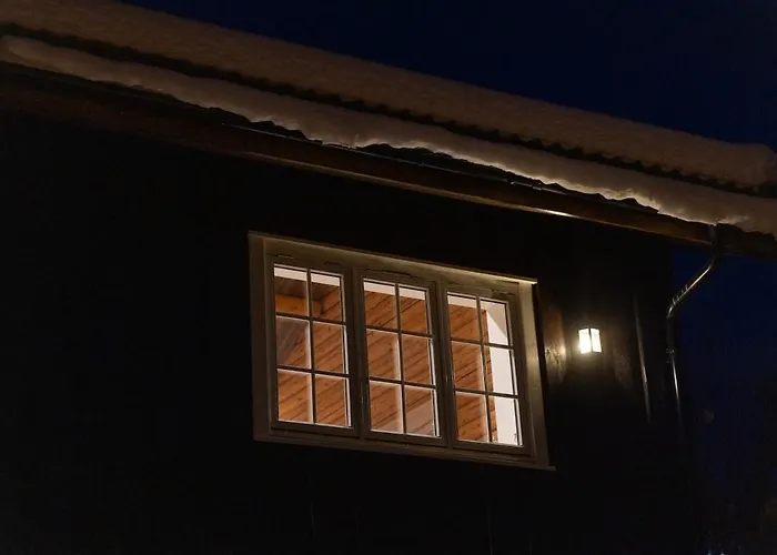 Authentic Log Within Walking Distance Of Hafjell Semesterbostad