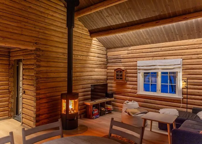 Semesterbostad Authentic Log Within Walking Distance Of Hafjell *